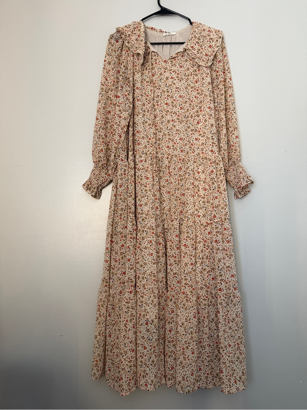 In Loom Beige Floral Dress Size M